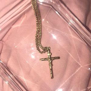 Cross ✝️ necklace heavy gold chain